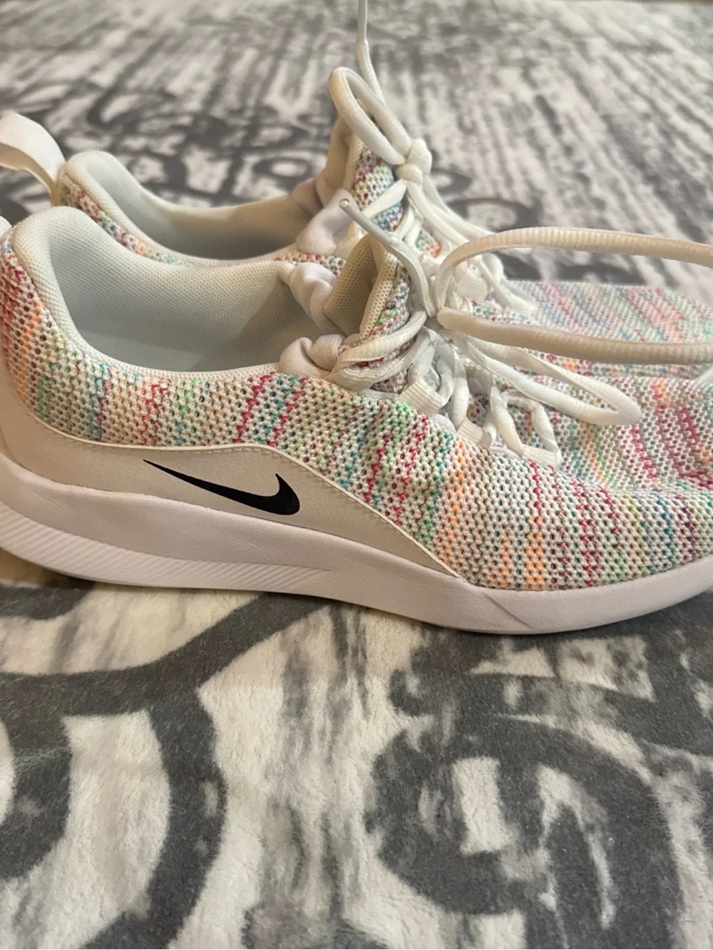 Nike Kids Multicolor Knit Sneakers with White Laces